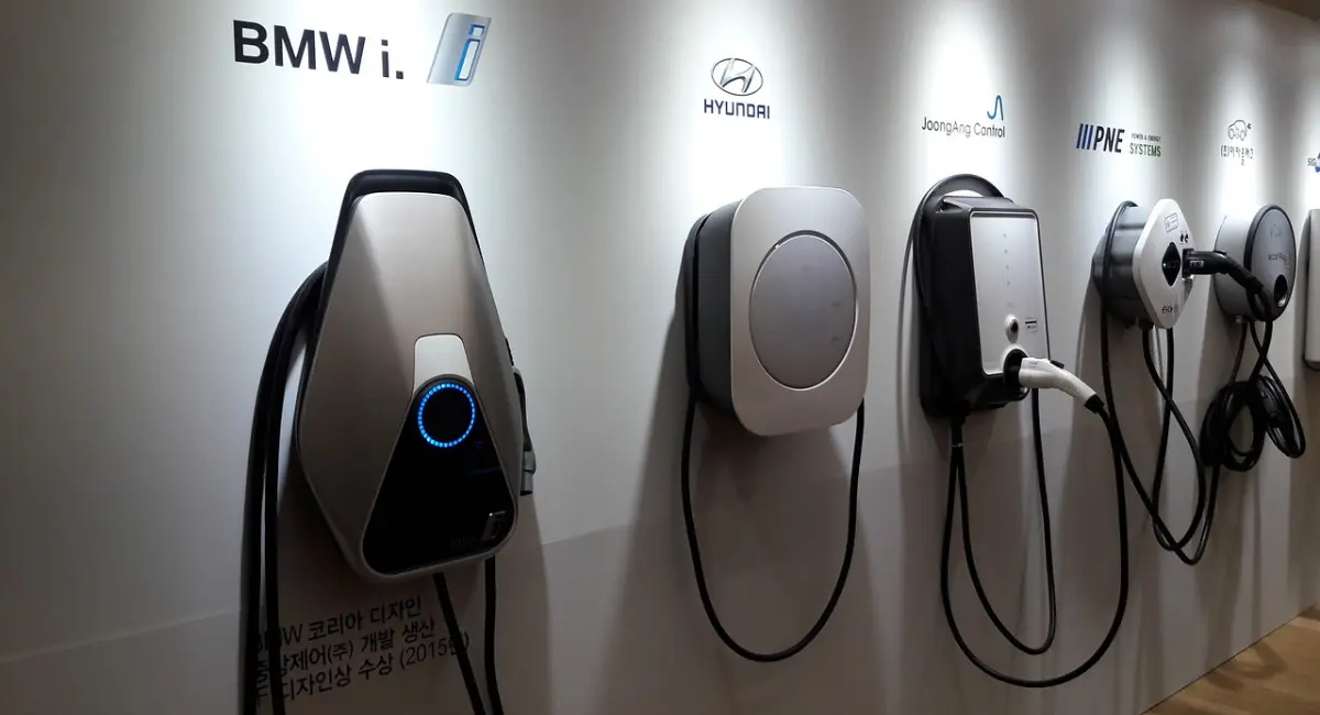 Different levels of EV Chargers fixed on wall